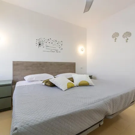 Апартаменты Soleado En Alondras Park Коста-дель-Силенцио